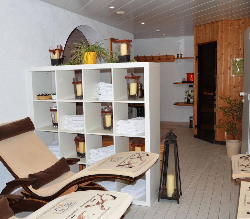 Hotel Garni Apart Elfriede فس المظهر الخارجي الصورة